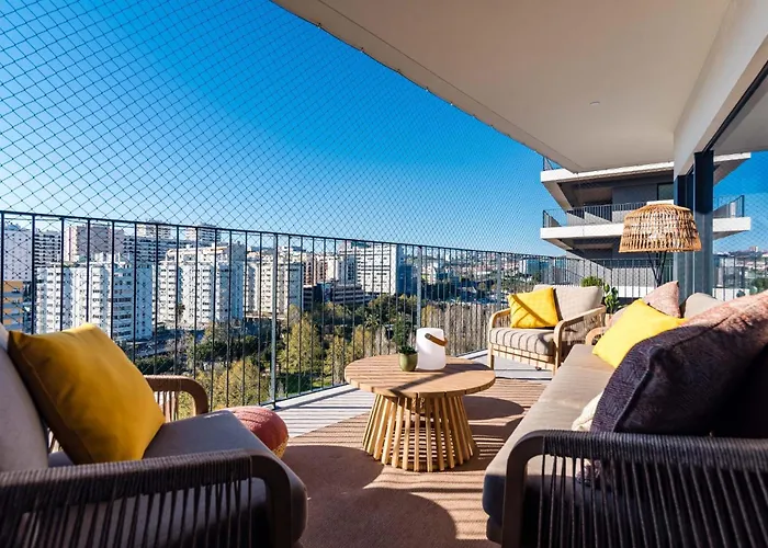 Miraflores Modern With Balcony By Lovelystay شقة *