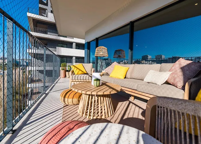 Miraflores Modern With Balcony By Lovelystay شقة *
