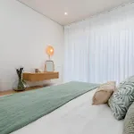 Miraflores Modern With Balcony By Lovelystay Algés