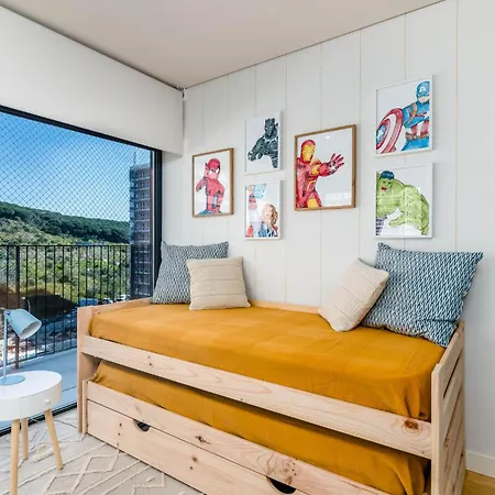 Διαμέρισμα Miraflores Modern With Balcony By Lovelystay Alges