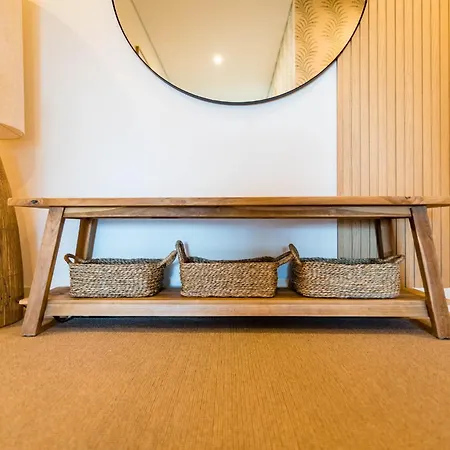 Miraflores Modern With Balcony By Lovelystay Διαμέρισμα