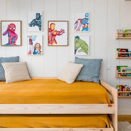 Miraflores Modern With Balcony By Lovelystay Alges